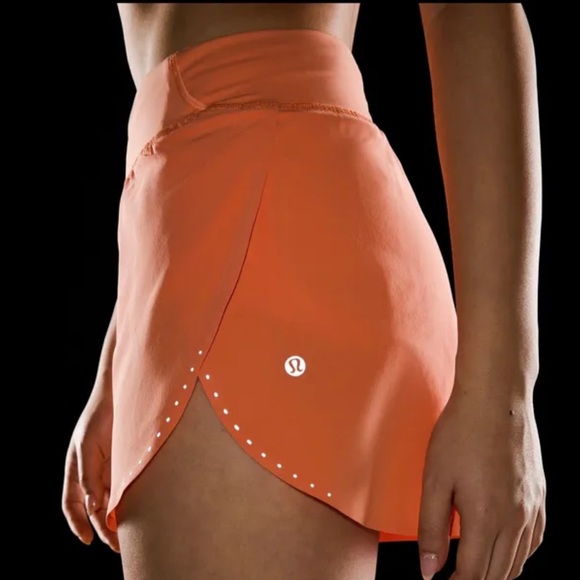 Lululemon size 14 fast and free reflective high rise short 3” - Picture 3 of 3